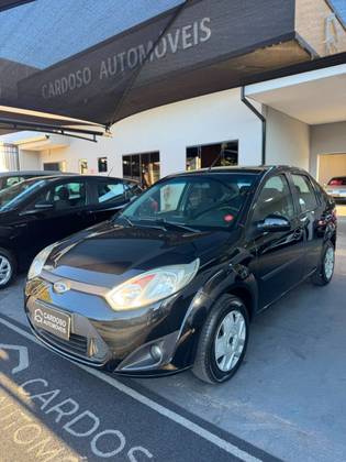 FORD FIESTA 1.6 MPI SEDAN 8V FLEX 4P MANUAL FORD FIESTA 1.6 MPI SEDAN 8V FLEX 4P MANUAL